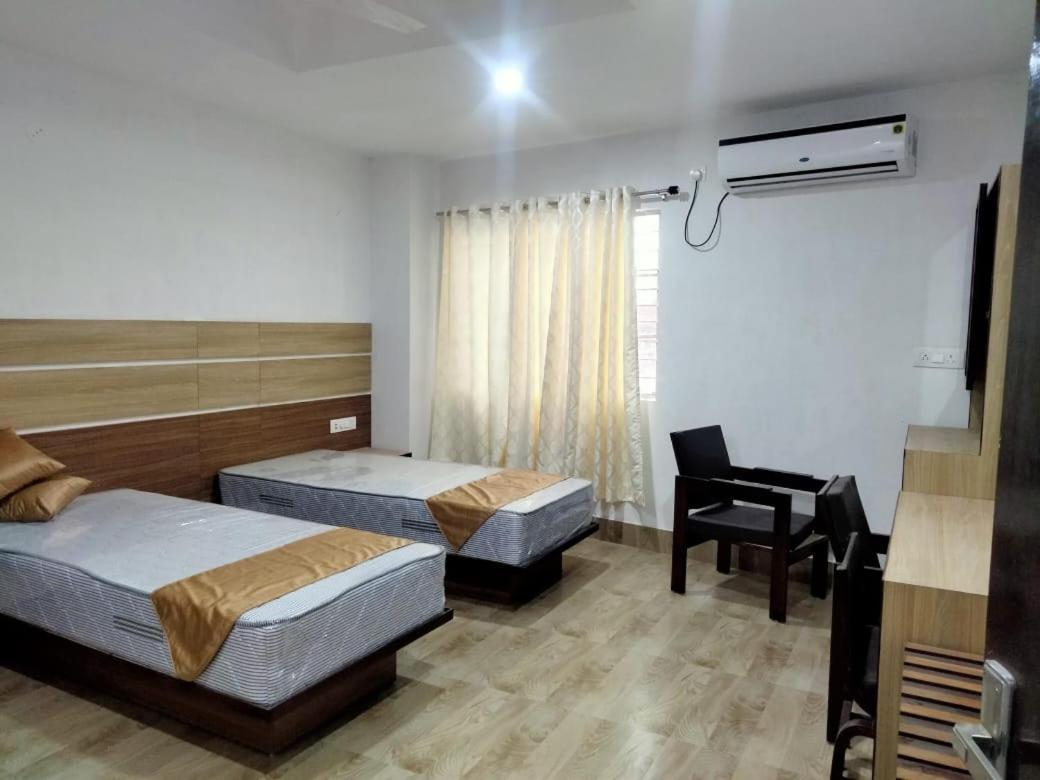 Hotel Magic Square Ґувахаті Екстер'єр фото